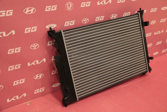 Радиатор двигателя для KIA Optima (15-20), каталожный номер 25310D4100 (OEM)