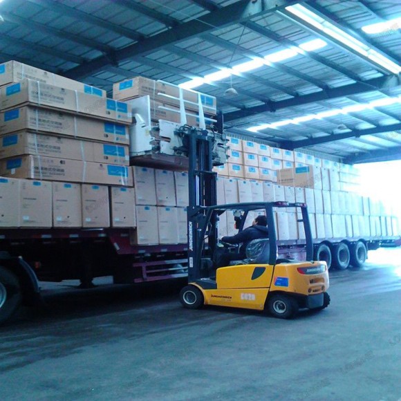 Захват для коробок ZXC19F-C252 для вилочного погрузчика Захват для коробок ZXC19F-C252 для вилочного погрузчика