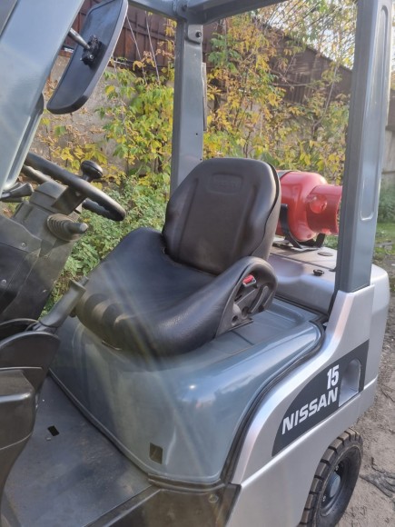 Вилочный погрузчик Nissan P1F1A15D Б\У, 2010 г. в. Вилочный погрузчик Nissan P1F1A15D Б\У, 2010 г. в.