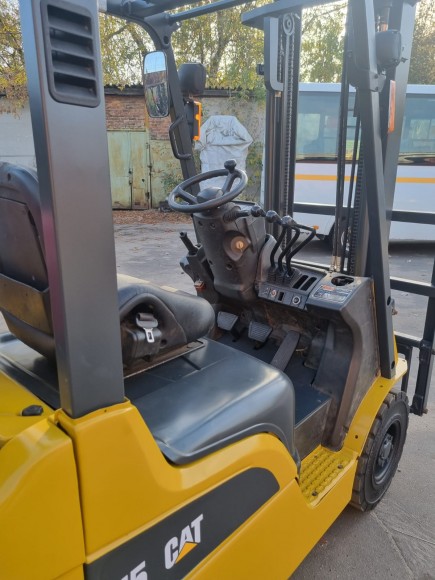 Вилочный погрузчик CATERPILLAR GP15NT Б\У, 2011 г.в. Вилочный погрузчик CATERPILLAR GP15NT Б\У, 2011 г.в.