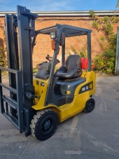 Вилочный погрузчик CATERPILLAR GP15NT Б\У, 2011 г.в. Вилочный погрузчик CATERPILLAR GP15NT Б\У, 2011 г.в.