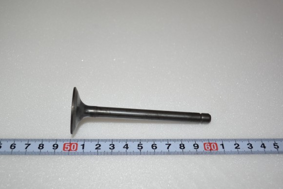 Клапан впускной для двигателя Kubota V2403